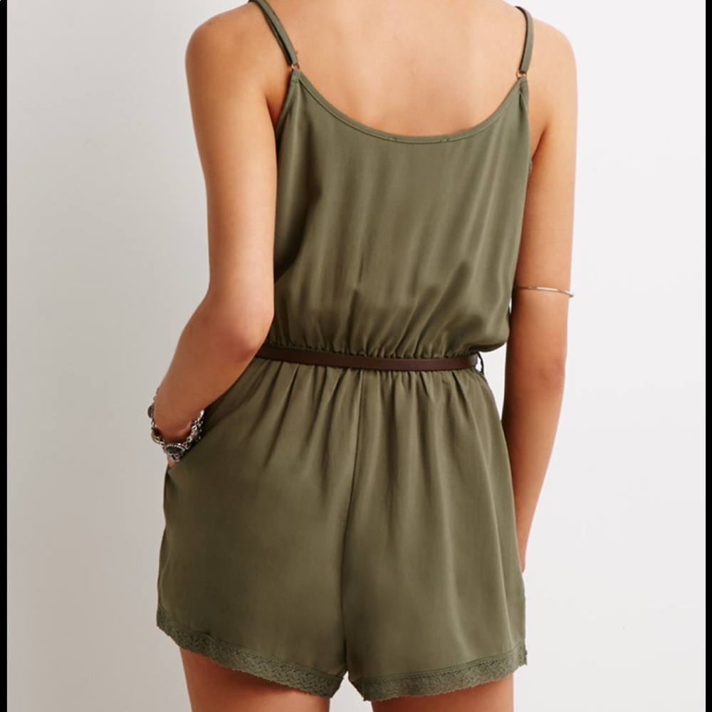 OLIVE LACE ROMPER - Picture 2 of 3